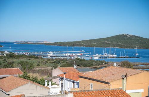 Porto Pozzo Apartamento | Appartamento Lella