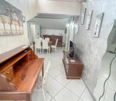 Mascalucia Apartamento | Appartamento living Mascalucia