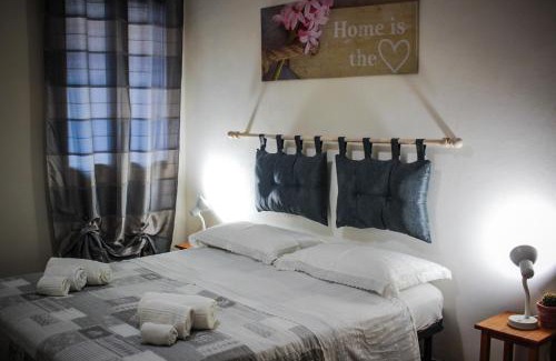 Sant'Ambrogio Apartamento | Appartamento Mad