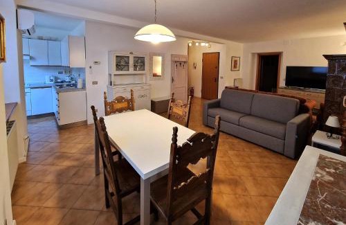 Trento Old Town Apartamento | Appartamento Maia