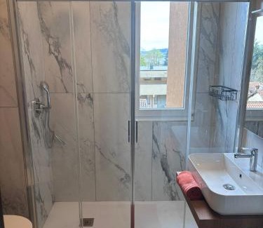Lesa Apartamento | Appartamento Minerva - Lesa
