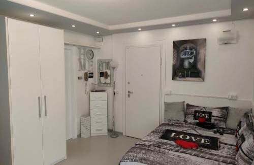 Grado Pineta Apartamento | Appartamento Mirabell, FRONTE SPIAGGIA, VISTA MARE CON PARCHEGGIO