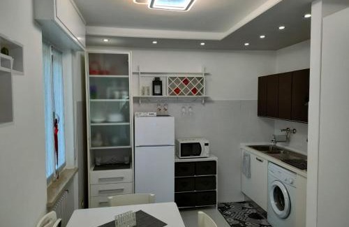 Grado Pineta Apartamento | Appartamento Mirabell, FRONTE SPIAGGIA, VISTA MARE CON PARCHEGGIO
