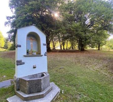 Esino Lario Apartamento | Appartamento Ortanella, Al pozzo Vecchio