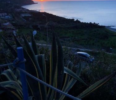 Piraino Apartamento | Appartamento per 2 persone con vista sulle Eolie Casa Spisidda "Lipari"