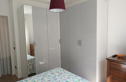Quartiere XXI Pietralata Apartamento | Appartamento per 4, Metro B Monti Tiburtini, AC, Wi-Fi