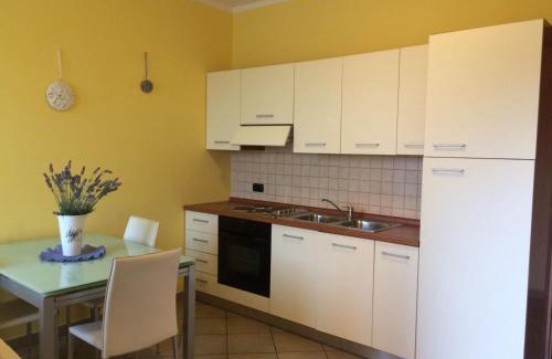 Neive Apartamento | Appartamento Riva