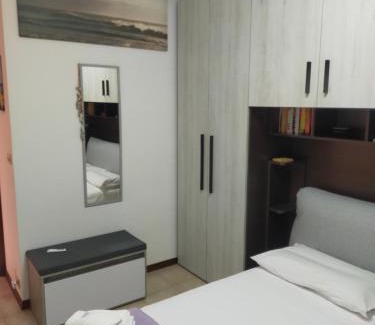 Ventimiglia Apartamento | Appartamento Riviera Trilocale wifi e parcheggio privato