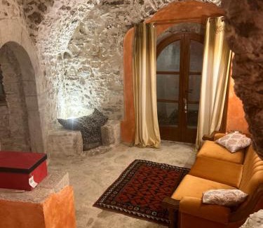 Precetto Apartamento | Appartamento Storico a Valle San Martino di Spoleto