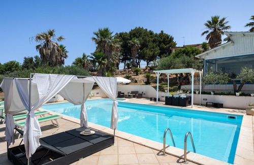 Marsala Apartamento | Appartamento Sunrise Palm Carrub...