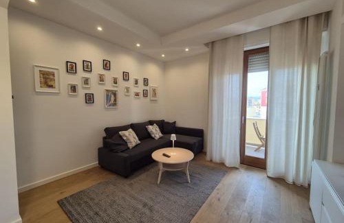 Isolotto Apartamento | Appartamento Talenti con parcheggio