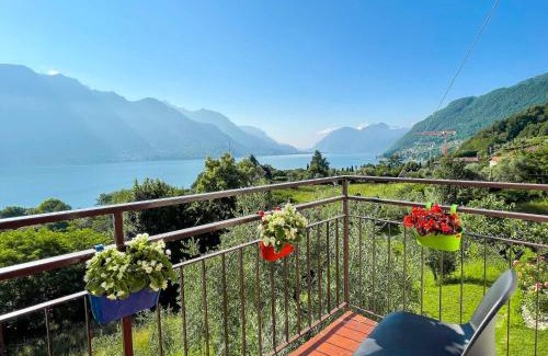 Visgnola Apartamento | Appartamento Tivano, balcone con vista lago