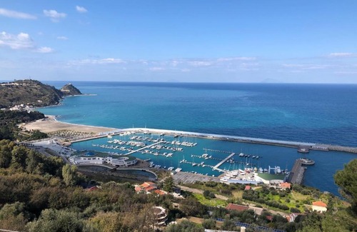 Capo d'Orlando Apartamento | Appartamento vista mare Capo D'orlando