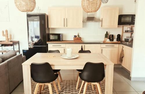 Route d'Arles Apartamento | AppartCosy Emplacement Idéal avec Terrasse & Parking Privé