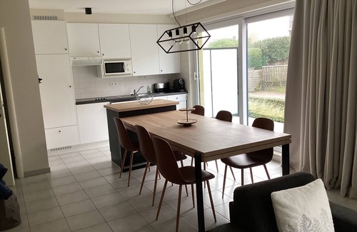 Sint-Idesbald Apartamento | Appartement 3 Slaapkamers met Groot Zonnig Terras + Garage Box - Nabij Strand