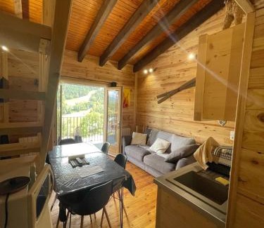 Saint-Pierre-dels-Forcats Apartamento | Appartement secteur cambre d’aze 200m des pistes