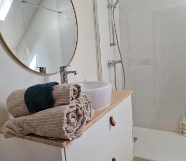 Saint-Pourcain-sur-Sioule Apartamento | Appartement T3- Centre-ville
