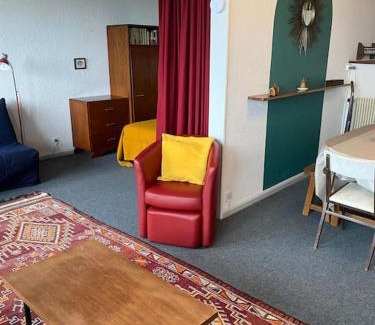 Besse-et-Saint-Anastaise Apartamento | Appartement à la montagne