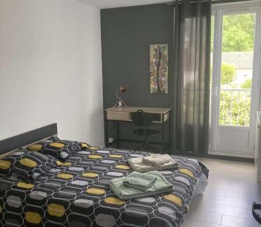 Saint-Etienne-du-Rouvray Apartamento | Appartement 6 couchages environnement paisible