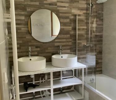 Saint-Michel-de-Maurienne Apartamento | APPARTEMENT 3 CHAMBRES A LA MONTAGNE
