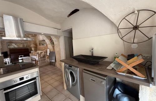 Saint-Quentin-la-Poterie Apartamento | Appartement P2 à 4km D'UZÈS