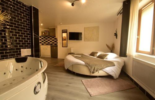 Verneuil-sur-Avre Apartamento | Appartement jacuzzi Gold&Night