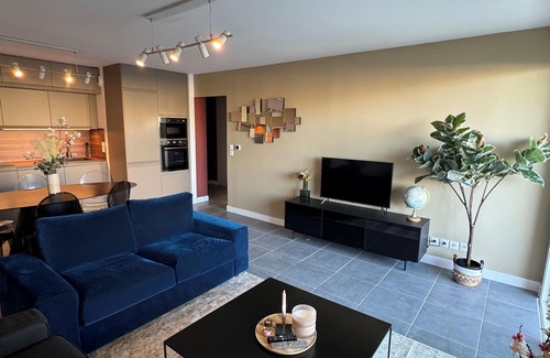 Villeneuve-les-Avignon Apartamento | Appartement Avec Jardin Neuf et Élégant Dans une Résidence Calme