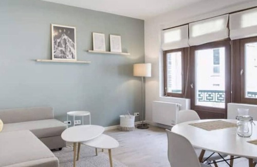Onze-Lieve-Vrouw-ter-Sneeuw Apartamento | Appartement 1 Chambre Flambant Neuf en Centre Ville