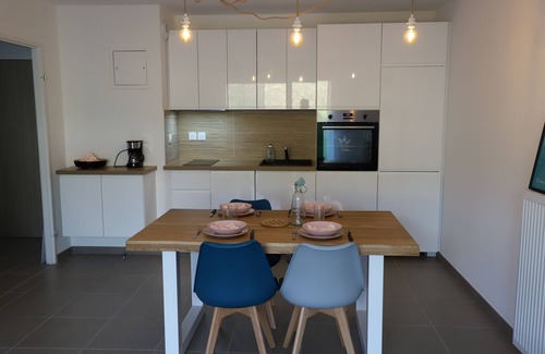 La Balme-de-Sillingy Apartamento | Appartement au Calme en rez de Jardin Dans Résidence Neuve