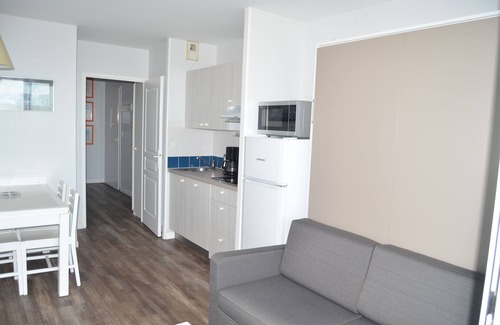 Chateau-d'Olonne Apartamento | A101 Front de mer-Apartamento-Apartamento-Baño con bañera-Balcón