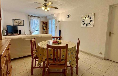 Boyardville Apartamento | Appartement cosy à Saint-Georges-d'Oléron, 4 couchages, proche mer et commerces, avec balcon et parking - FR-1-246A-295