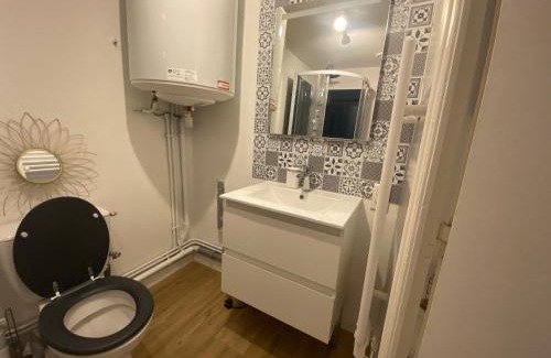 Varennes-Saint-Sauveur Apartamento | Appartement chaleureux au cœur de la Bresse