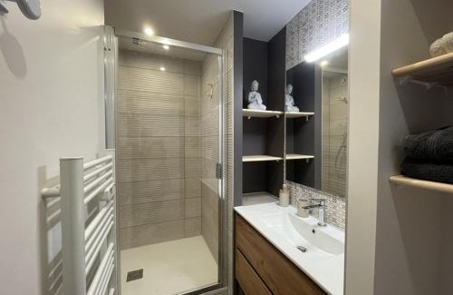 Vieux-Boucau-les-Bains Apartamento | Appartement T3 cabine rénové face à l'océan, 6 pers. - FR-1-379-184