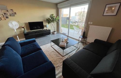 Villeneuve-les-Avignon Apartamento | Appartement neuf avec jardin et parking dans résidence calme