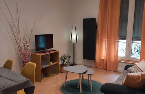 Clamart Apartamento | Appartement à 200 m de la Gare de Clamart et 7 min de la Gare de Montparnasse