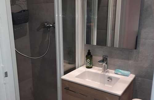 Clamart Apartamento | Appartement à 200 m de la Gare de Clamart et 7 min de la Gare de Montparnasse
