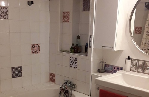 Manduel Apartamento | Appartement à 5minutes de la Gare Nîmes TGV Pont du Gard