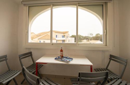 Chateau-d'Olonne Apartamento | Appartement à 900m de la plage aux Sables d'Olonne