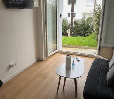 La Roche-sur-Yon Apartamento | Appartement 1 chambre vu sur jardin
