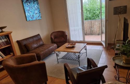 Uzes Apartamento | Appartement 1 chambre avec Piscine