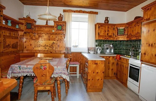 Dobersberg Apartamento | Appartement 1 für Drei Personen mit Blick auf den Garten