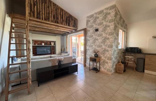 Santa Giulia Apartamento | Appartement 2 chambres, mezzanine et piscine