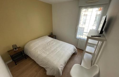 Lion-sur-Mer Apartamento | Appartement 2 chambres - 50m de la mer - parking