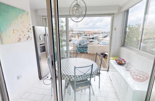 Frontignan Apartamento | Appartement 2 chambres avec terrasse et parking à Frontignan Plage - FR-1-785-1
