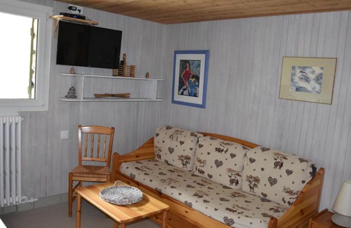 Pralognan-la-Vanoise Apartamento | Appartement 2 pièces avec terrasse et jardin privatif, calme, proche commerces et pistes de ski - FR-1-464-184