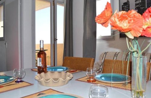 Saint-Pierre-la-Mer Apartamento | Appartement 2 pièces, piscine, parking, proche plage - St Pierre la Mer - FR-1-229D-626