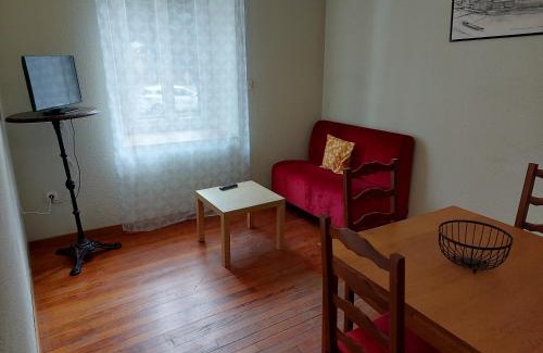 Lavelanet Apartamento | Appartement 2 lits simple Centre ville de Lavelanet