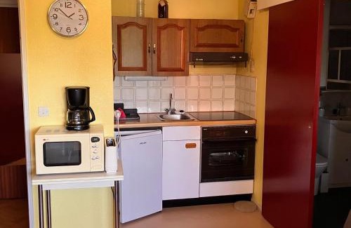 Villers-sur-Mer Apartamento | Appartement 2 pièces avec parking privé, à 2 pas de la plage - FR-1-712-94