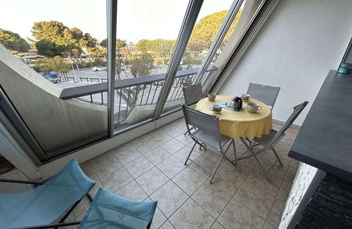 Le Grau-Du-Roi Apartamento | Appartement 2 pièces cabine, piscine, parking, 5 couchages - Port Camargue - FR-1-250-234