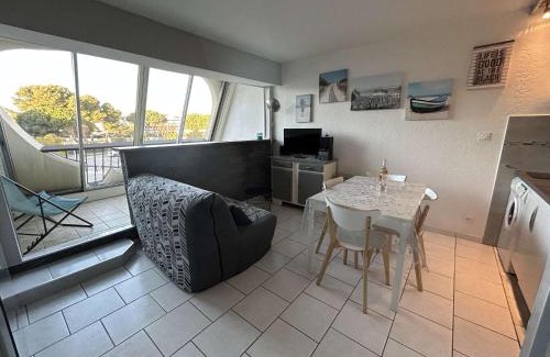 Le Grau-Du-Roi Apartamento | Appartement 2 pièces cabine, piscine, parking, 5 couchages - Port Camargue - FR-1-250-234